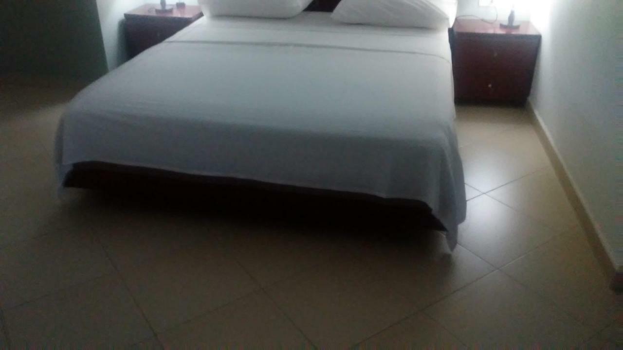 Hotel Majestic Ksamil Exterior foto
